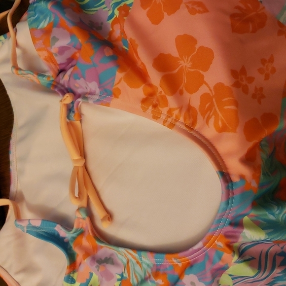 Cat & Jack Floral Print One Piece Swimsuit Size XL(14-16) - Picture 5 of 5